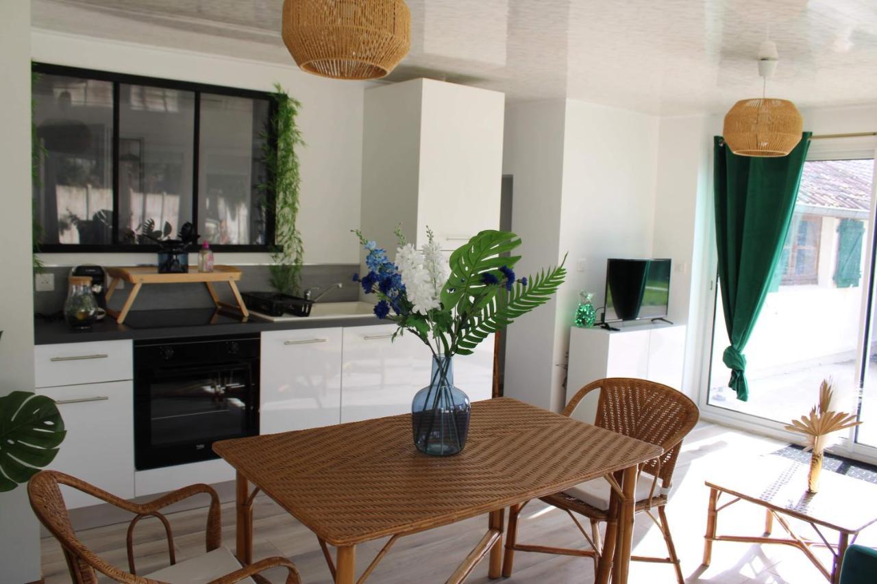 Les Tropiques De La Baie Apartment Ponthoile Ngoại thất bức ảnh
